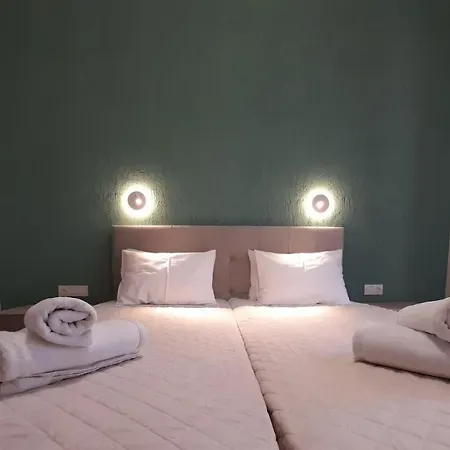 Aparthotel Sunyard Apartments & Studios
