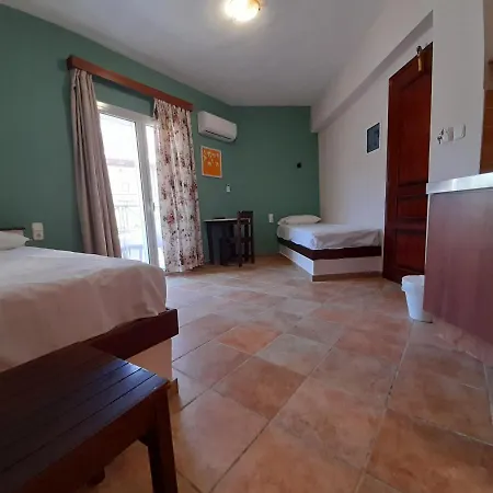 Sunyard Apartments & Studios *